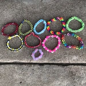 10 pack of bracelets!